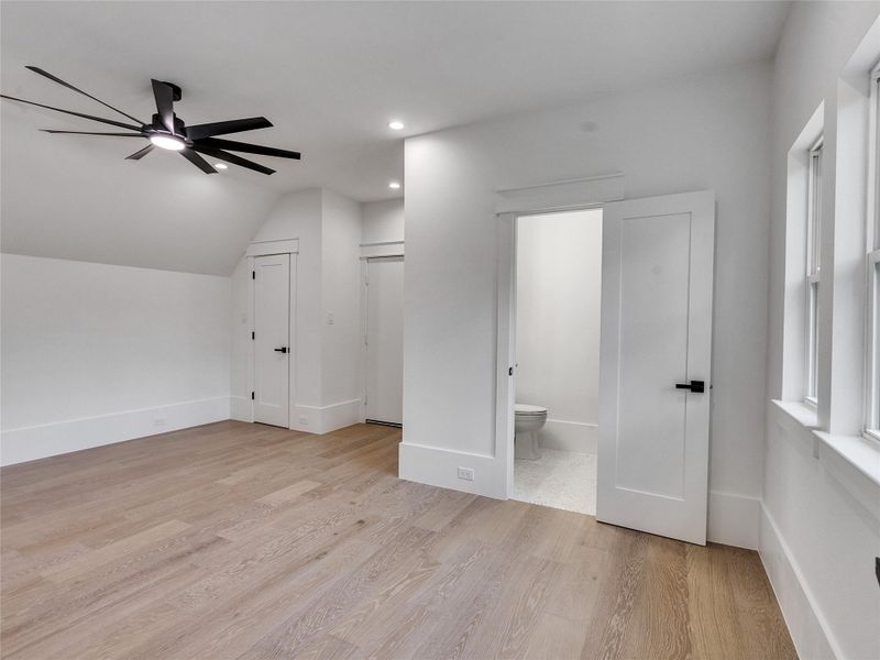 Spacious, unfurnished interior of a new home in , Magnolia (Image 19).