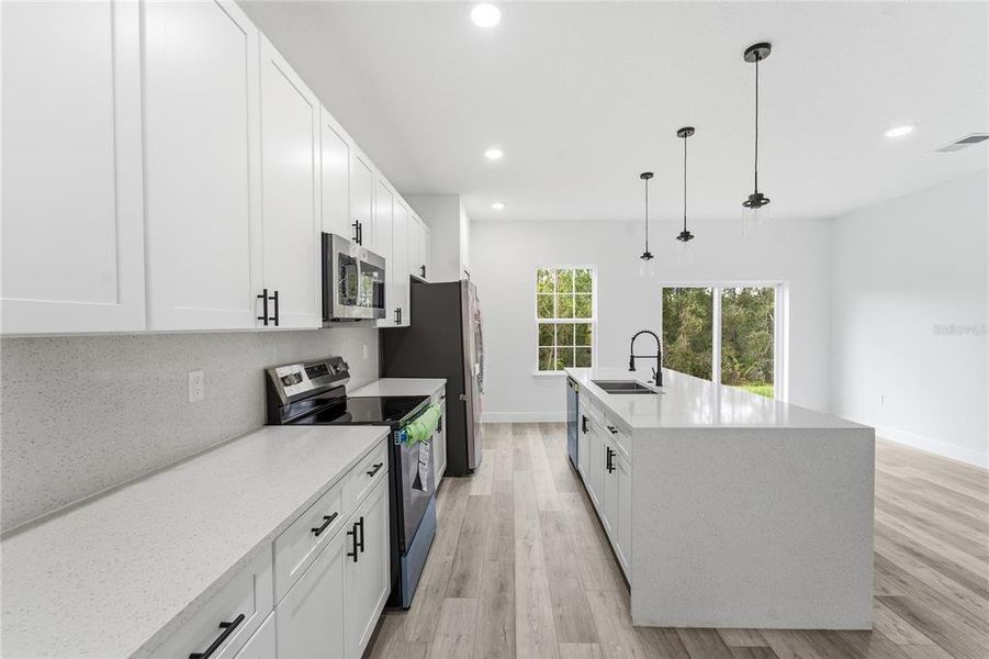 Furnished interior view inside a new home in , Ocala (Image 5).