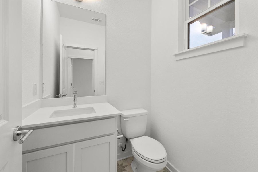 Furnished interior view inside a new home in , Buda (Image 6).