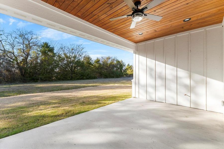 Exterior details and patio area of a home in , Caddo Mills (Image 3).