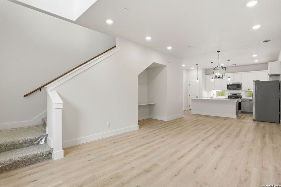 Spacious, unfurnished interior of a new home in , Boerne (Image 17).