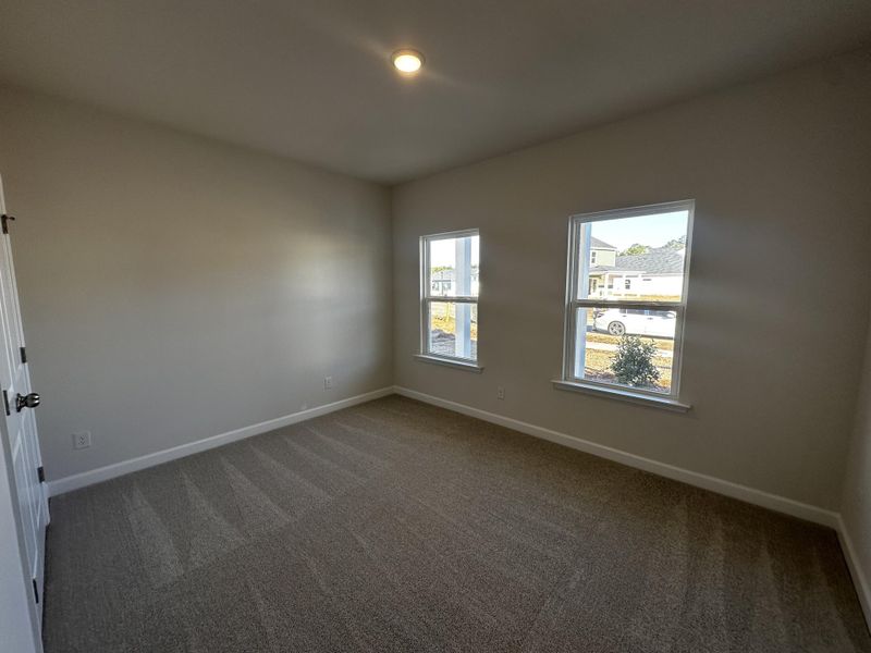 Spacious, unfurnished interior of a new home in , Summerville (Image 19).