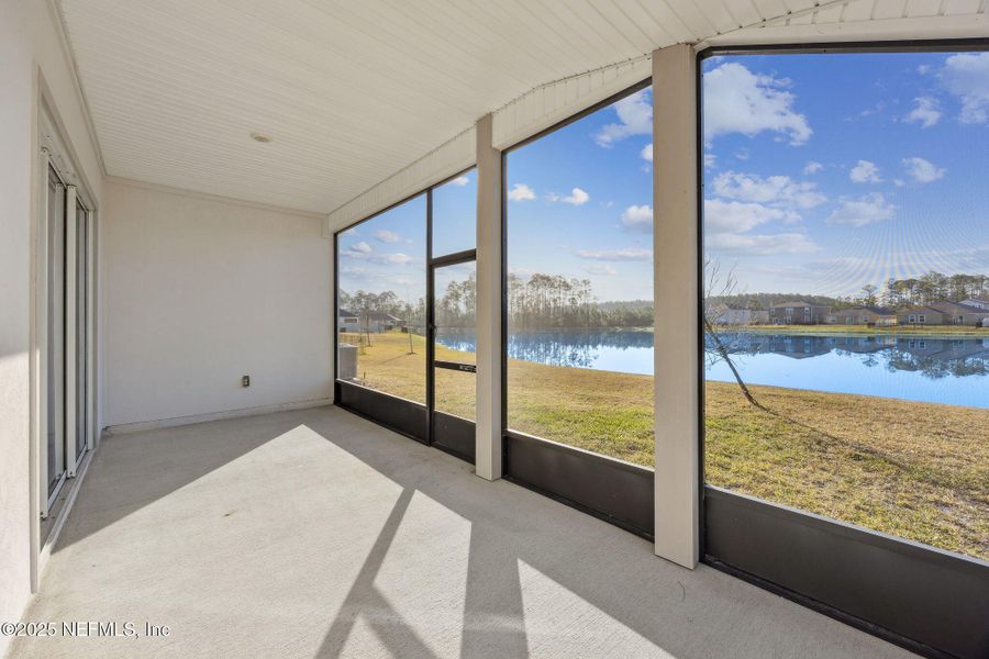 Exterior details and patio area of a home in River Glen, Yulee (Image 4). Exterior details and patio area of a home in River Glen, Yulee (Image 4).