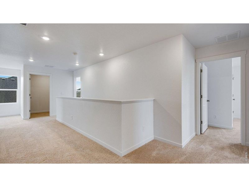Spacious, unfurnished interior of a new home in Lakeside Canyon, Mead (Image 43). Spacious, unfurnished interior of a new home in Lakeside Canyon, Mead (Image 43).