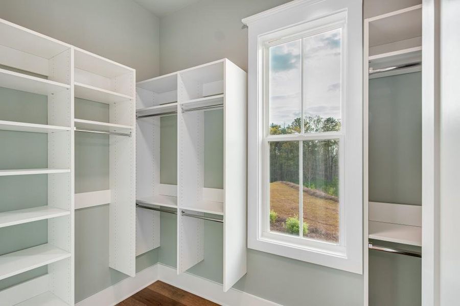Furnished interior view inside a new home in , Gainesville (Image 19).