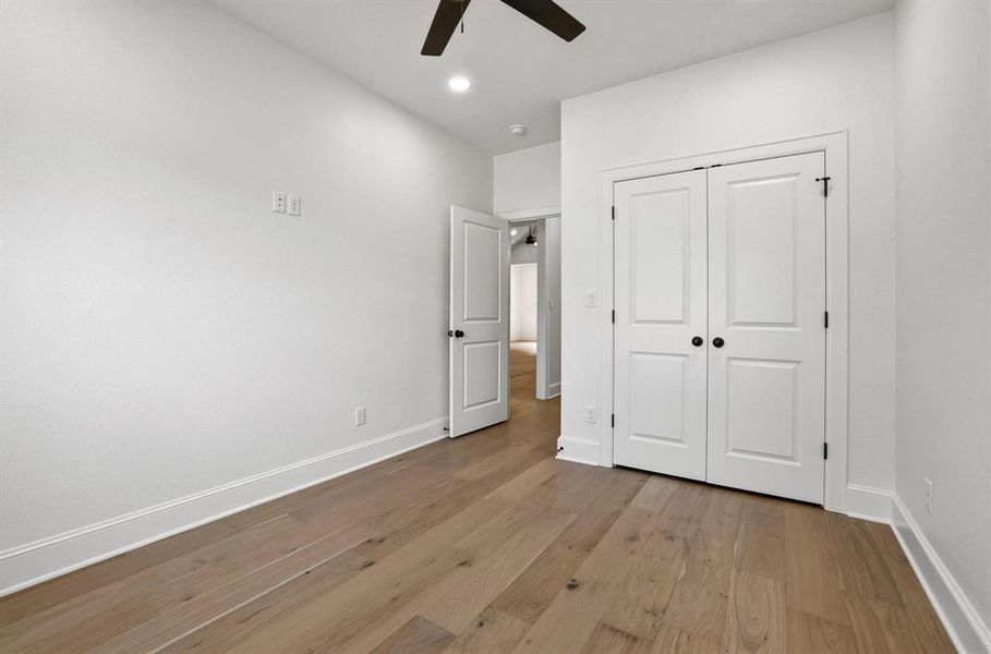 Spacious, unfurnished interior of a new home in , Athens (Image 29).