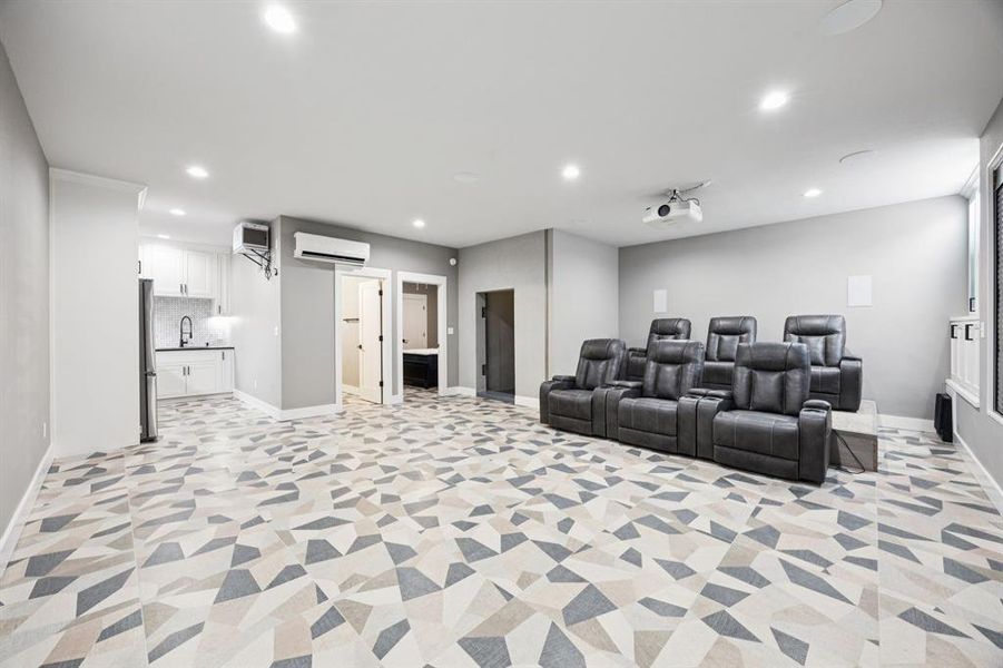 Image 32 of a home in .