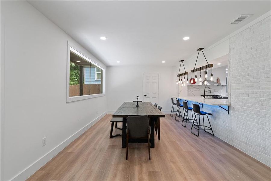 Furnished interior view inside a new home in , Atlanta (Image 31).