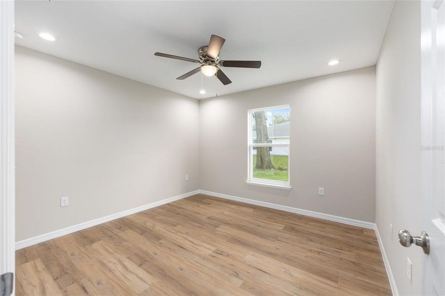 Spacious, unfurnished interior of a new home in , Ocklawaha (Image 31).