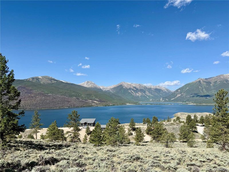 Image 33 of a home in .