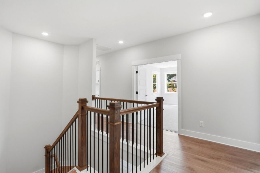 Spacious, unfurnished interior of a new home in Rone Creek, Waxhaw (Image 22).