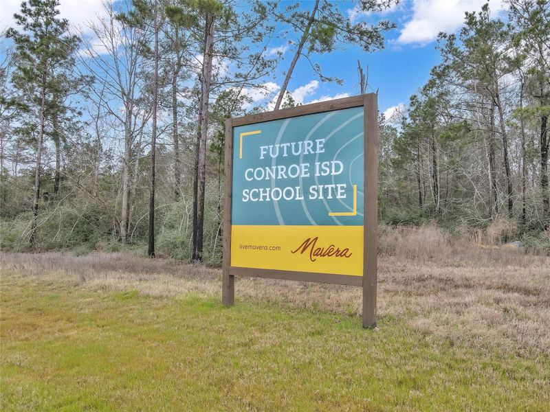 Image 41 of a home in Mavera.