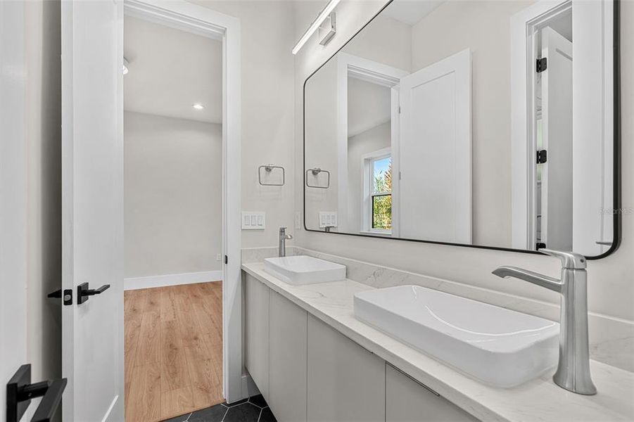 Furnished interior view inside a new home in , Winter Park (Image 7).