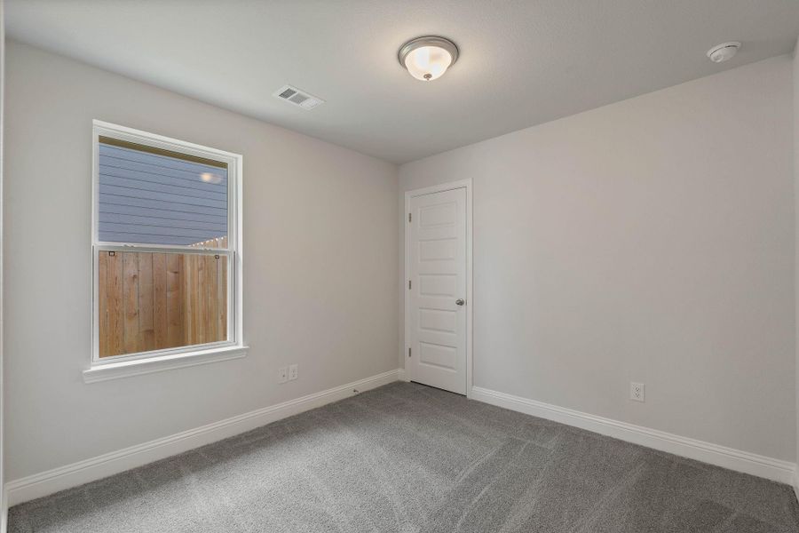 Spacious, unfurnished interior of a new home in Grand Oaks Reserve, Cleveland (Image 11). Spacious, unfurnished interior of a new home in Grand Oaks Reserve, Cleveland (Image 11).
