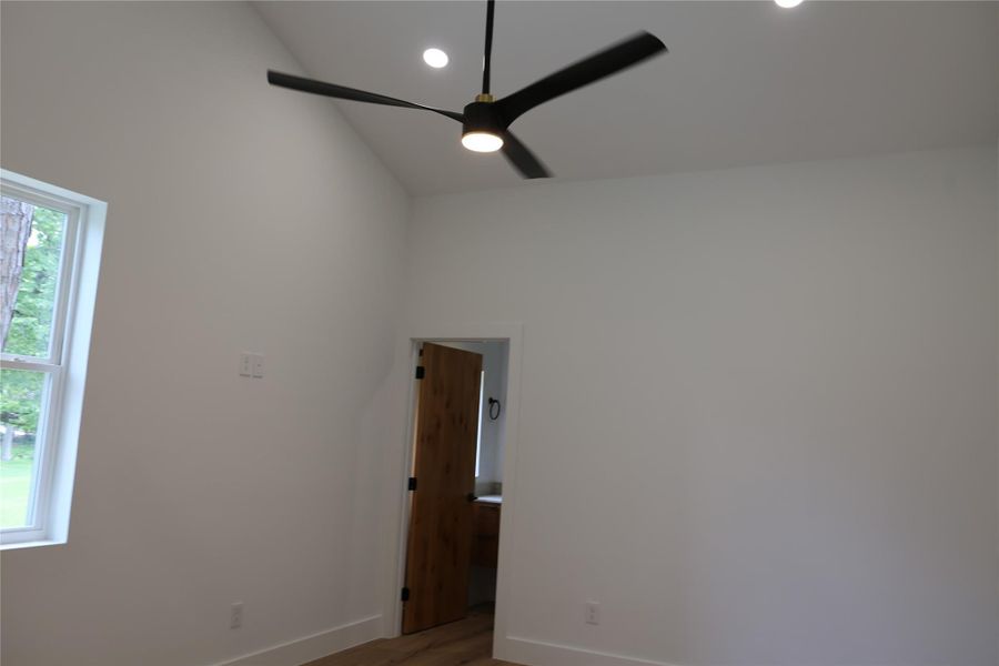 Spacious, unfurnished interior of a new home in , Montgomery (Image 26).