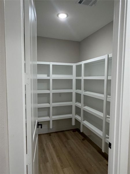 Spacious, unfurnished interior of a new home in , Spring (Image 12).