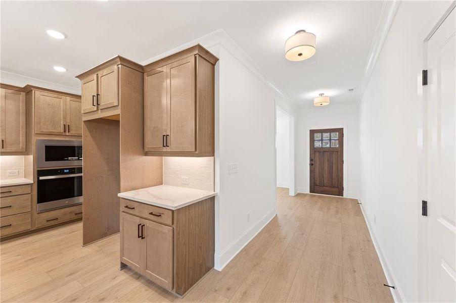 Furnished interior view inside a new home in Prescott Manor, Canton (Image 10).