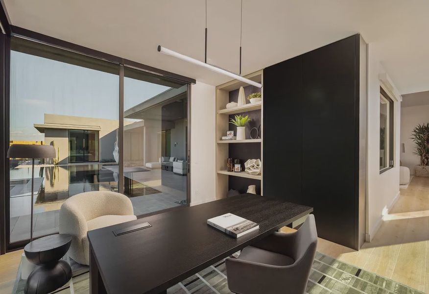 Office - 19 of 32 Office - 19 of 32