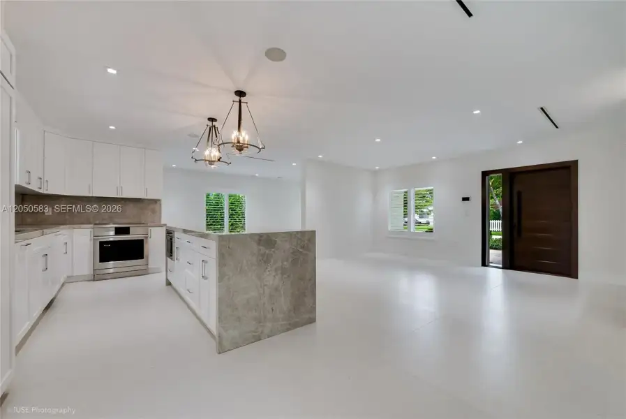 Spacious, unfurnished interior of a new home in , South Miami (Image 13).