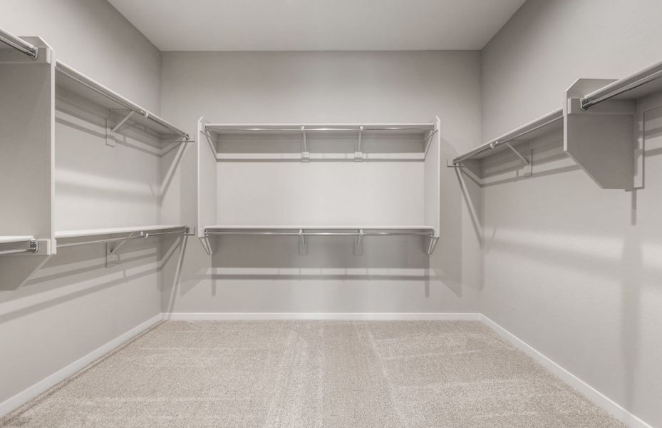 Spacious, unfurnished interior of a new home in Legado West, Queen Creek (Image 28).