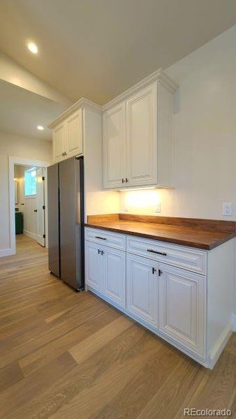 Furnished interior view inside a new home in , Crestone (Image 7).