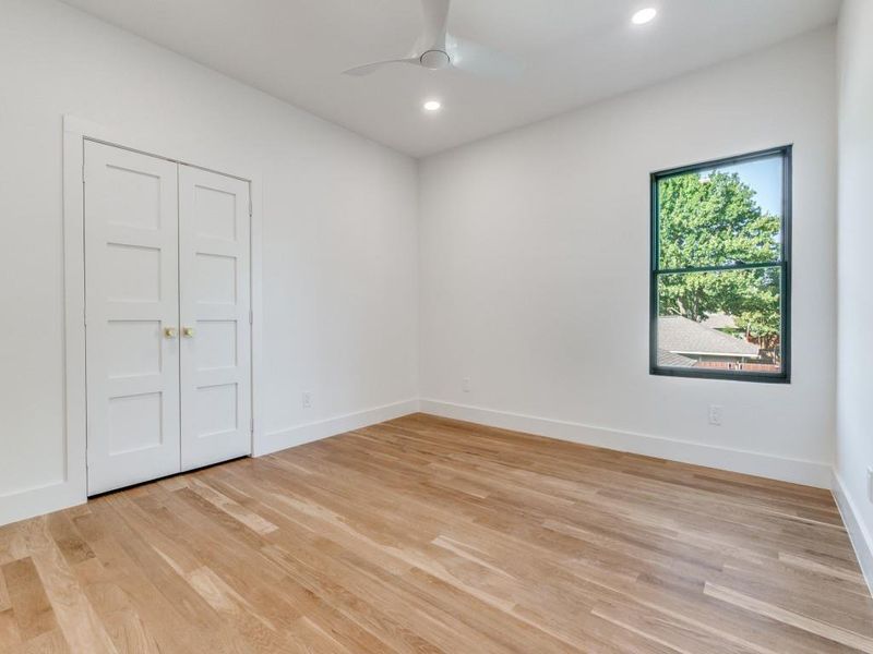 Spacious, unfurnished interior of a new home in , Dallas (Image 23).