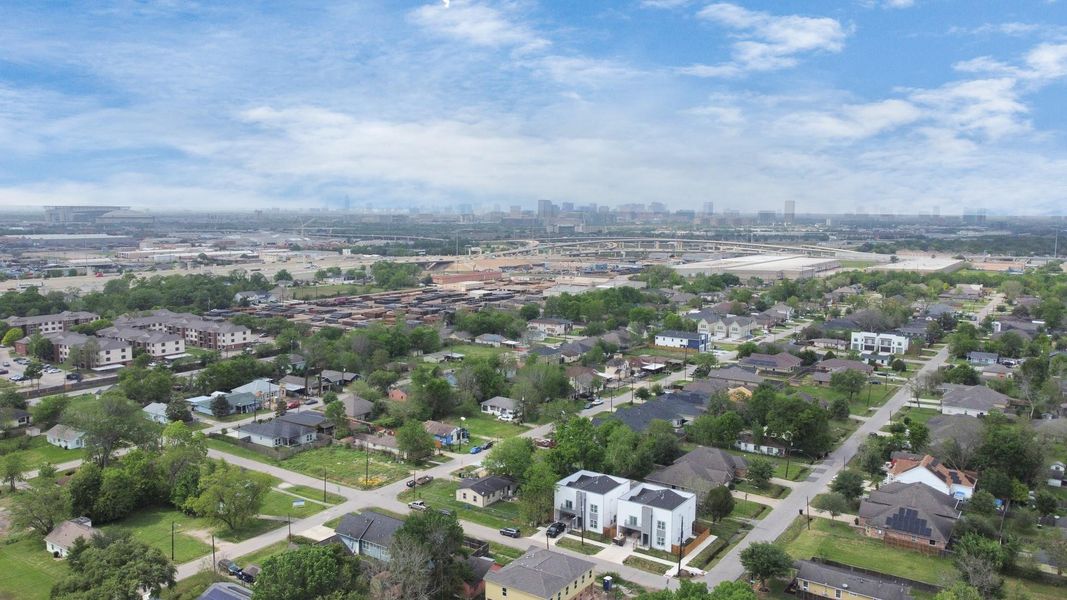 Image 16 of a home in . Image 16 of a home in .