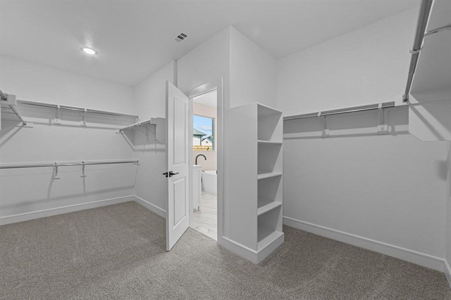 Spacious, unfurnished interior of a new home in Elevon, Lavon (Image 16). Spacious, unfurnished interior of a new home in Elevon, Lavon (Image 16).