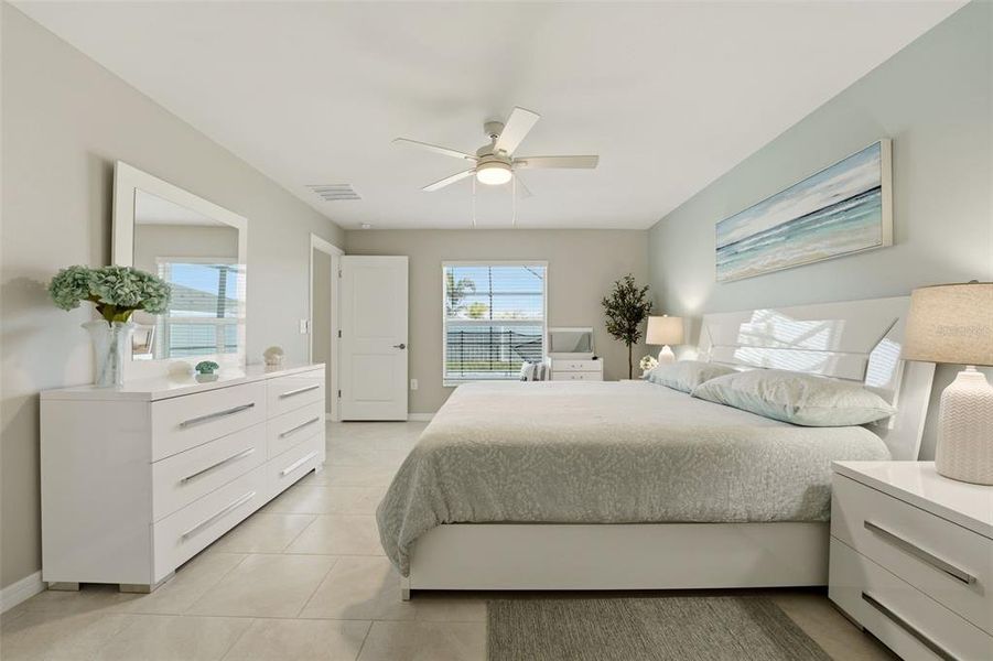 Furnished interior view inside a new home in Rotonda Lakes, Rotonda West (Image 32). Furnished interior view inside a new home in Rotonda Lakes, Rotonda West (Image 32).
