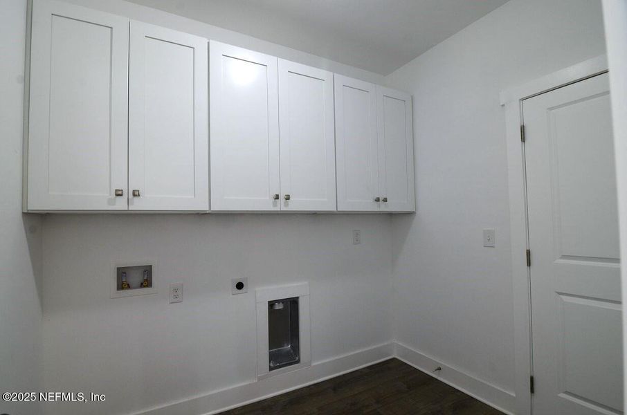 Spacious, unfurnished interior of a new home in , Jacksonville (Image 15). Spacious, unfurnished interior of a new home in , Jacksonville (Image 15).