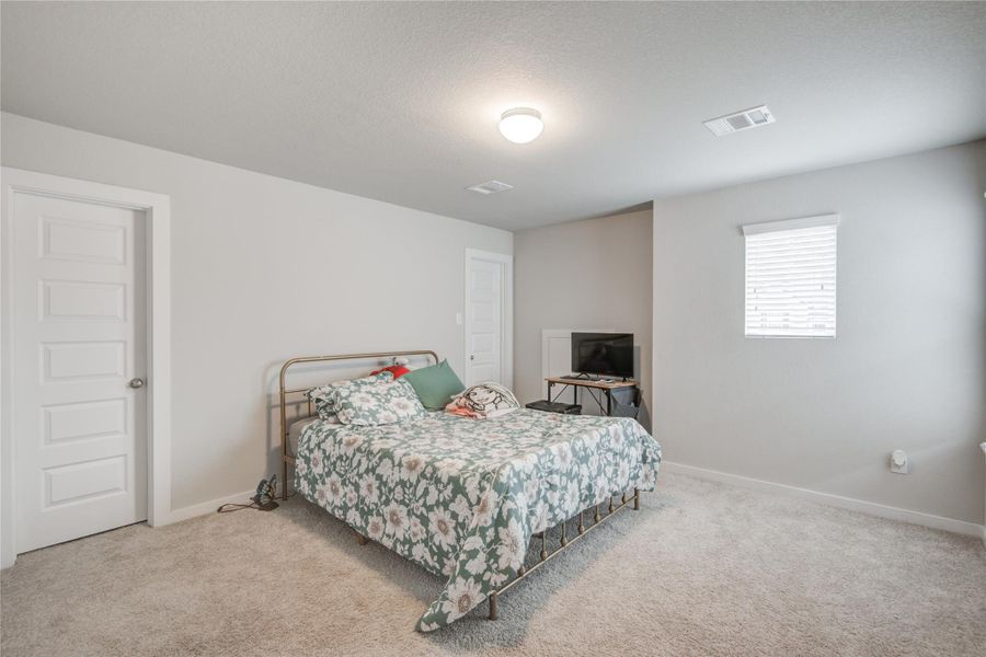 Furnished interior view inside a new home in Breckenridge Park, Rosenberg (Image 13). Furnished interior view inside a new home in Breckenridge Park, Rosenberg (Image 13).