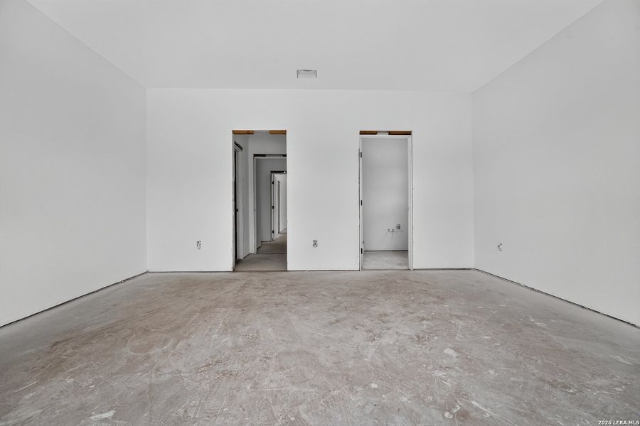 Image 34 of a home in .