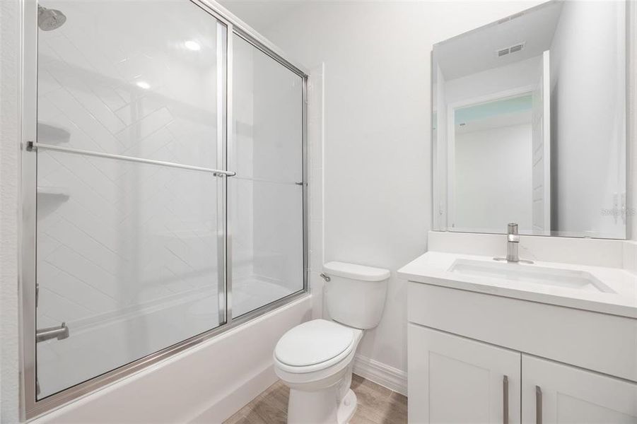 Furnished interior view inside a new home in Lakes of Mount Dora, Mount Dora (Image 10).