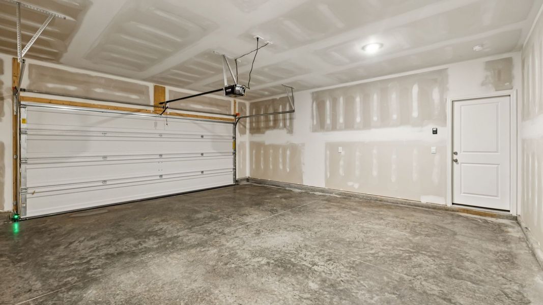 Image 38 of a home in River Landing.