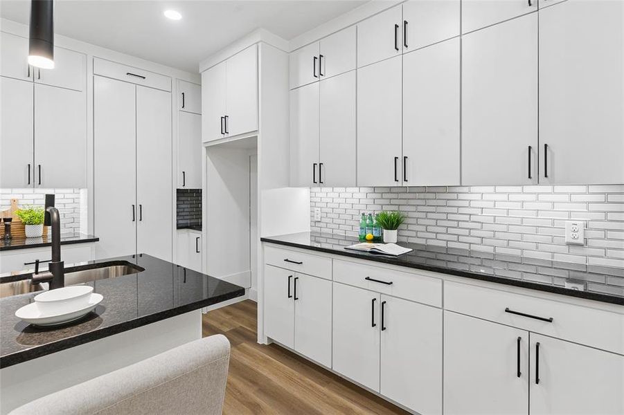 Furnished interior view inside a new home in , Dallas (Image 7).