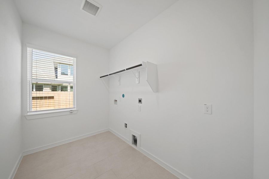 Laundry room (*Photo not of actual home and used for illustration purposes only.) Laundry room (*Photo not of actual home and used for illustration purposes only.)