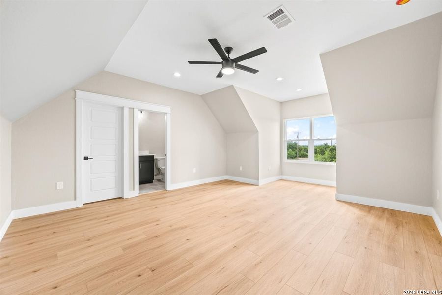 Spacious, unfurnished interior of a new home in , Bandera (Image 46). Spacious, unfurnished interior of a new home in , Bandera (Image 46).