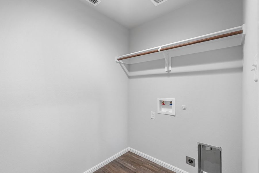 Representative furnished interior of a home built from the TEXAS CALI by D.R. Horton in Faculty Row, Abilene (Image 22).