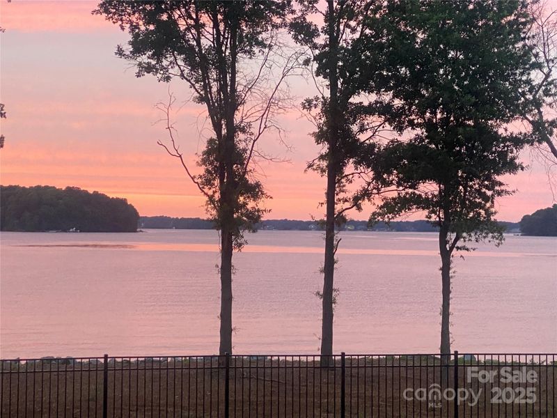 Image 4 of a home in .