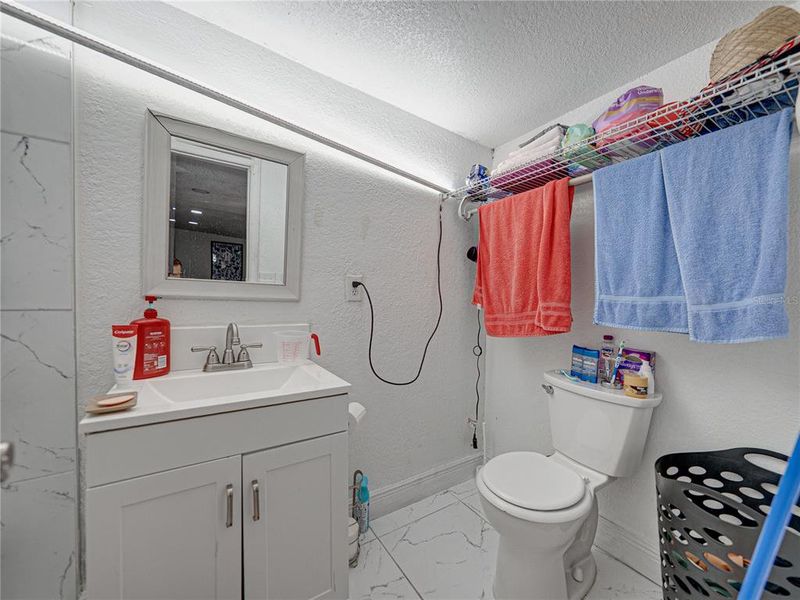 Furnished interior view inside a new home in , Lakeland (Image 4).