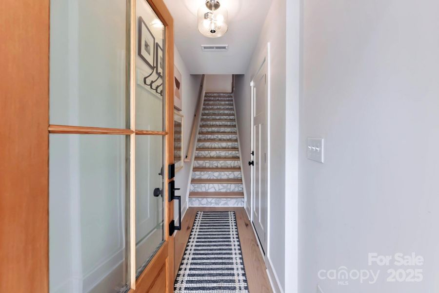 Image 27 of a home in .