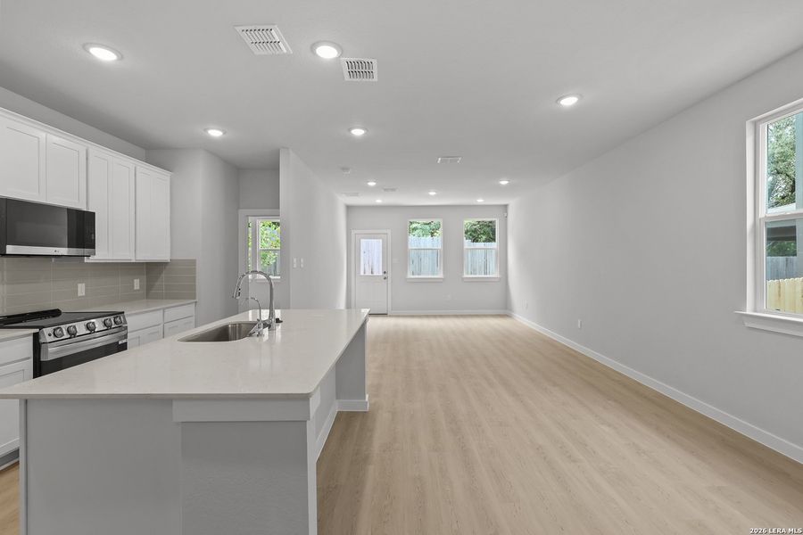 Furnished interior view inside a new home in Rosemont Hill, San Antonio (Image 10).
