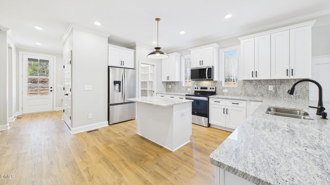 ultra estate tours 005