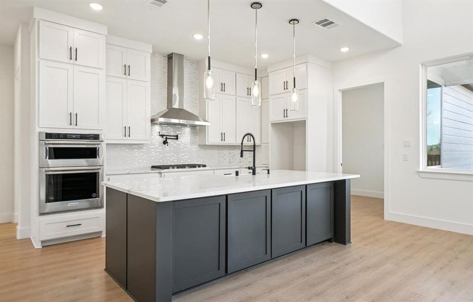 Furnished interior view inside a new home in , Rowlett (Image 6).