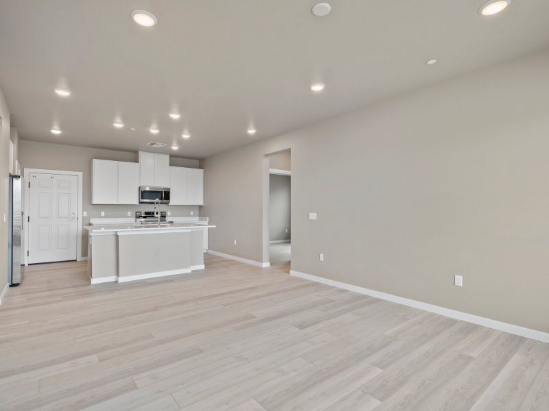 Spacious, unfurnished interior of a new home in Gateway Commons, Denver (Image 17).