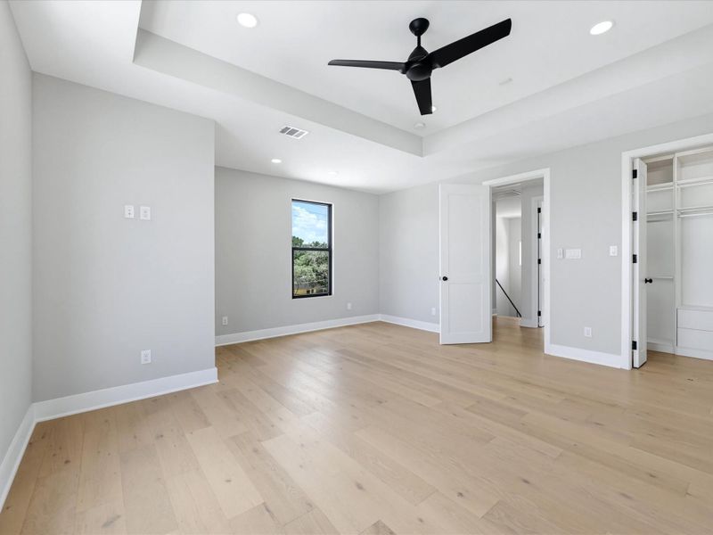Spacious, unfurnished interior of a new home in , Houston (Image 31). Spacious, unfurnished interior of a new home in , Houston (Image 31).