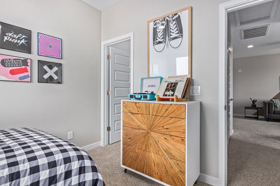Furnished interior view inside a new home in Stonehaven, Glendale (Image 12).