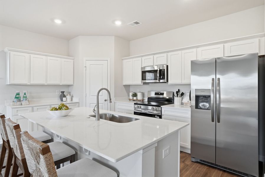 Representative furnished interior of a home built from the Sequoia by McGuinn Homes in Towns at Lake Greenwood, Greenwood (Image 8).