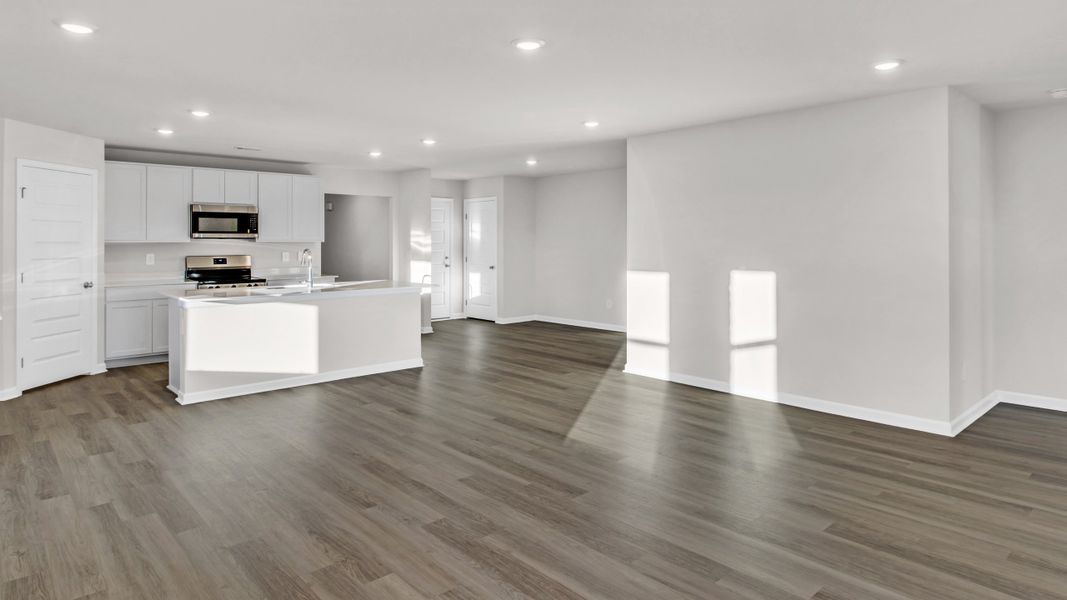Spacious, unfurnished interior of a new home in Bailey Park, Fayetteville (Image 24).