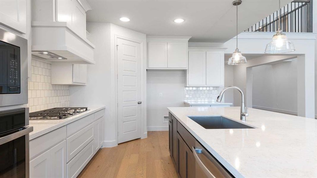 Furnished interior view inside a new home in Mosaic 50', Celina (Image 8). Furnished interior view inside a new home in Mosaic 50', Celina (Image 8).